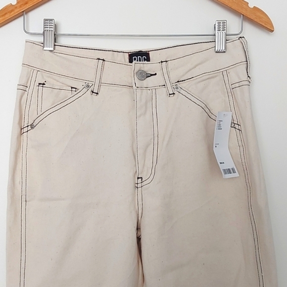 NWT BDG Moto Jeans with Contrasting Stitching Size 26 - Picture 2 of 9